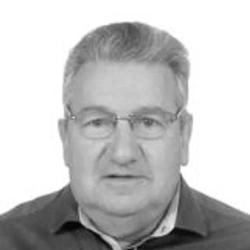CARLOS VENZO