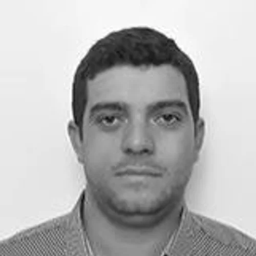 Adriano Correa