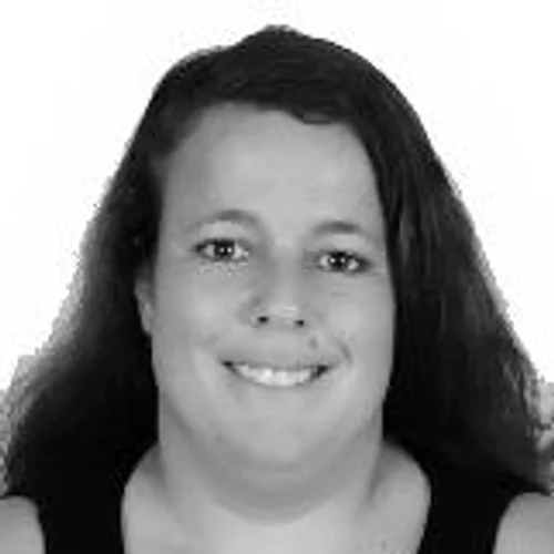 LUCIA CRISTINA