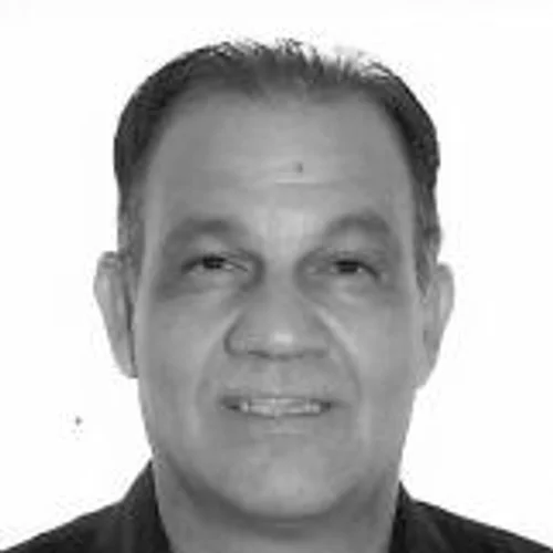 MAURICIO FREITAS
