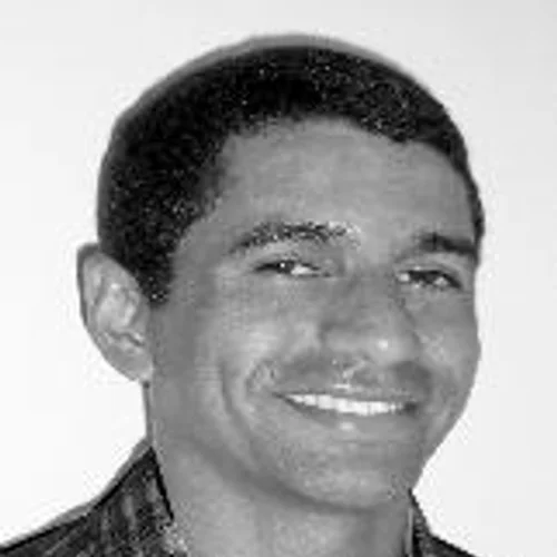 Marcio Quarenta e Sete e Meio