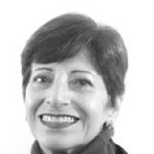 DONA LÚCIA