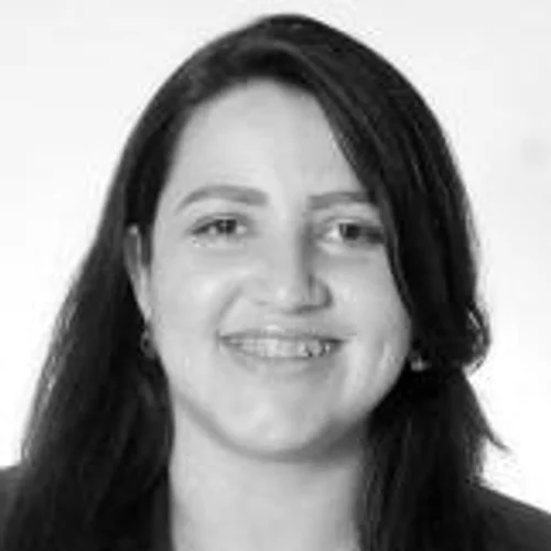 SUELEN GUIMARÃES