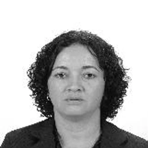SANDRA SOARES
