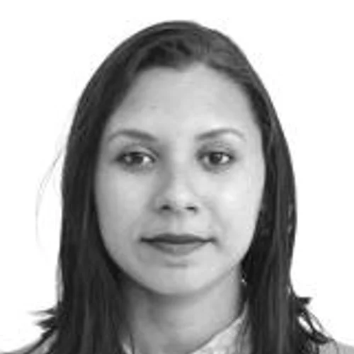 LAUANE OLIVEIRA
