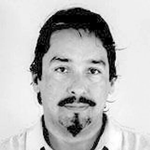 LUCIANO LUZ