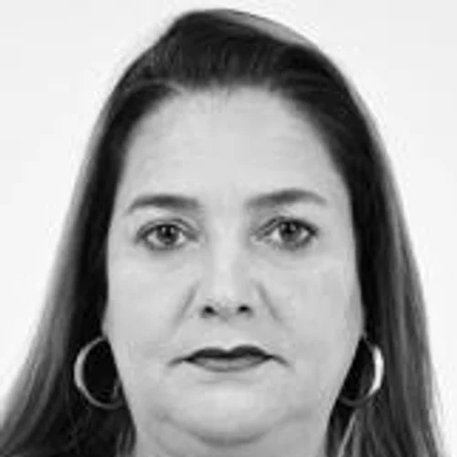 Isabel Bueno
