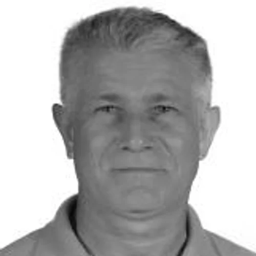 Professor Valmir
