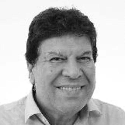 ROBERTO MARQUES