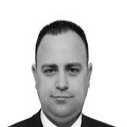 ADRIANO PEREIRA