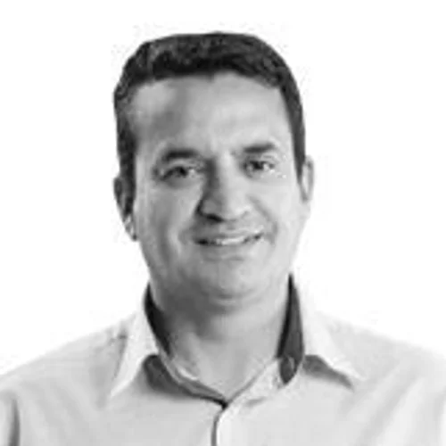 Prof. Daniel Fogaça
