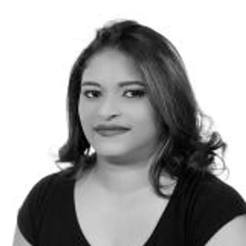 Nadia Gomes