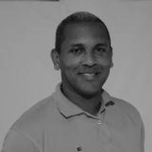 MARCIO NAVAL