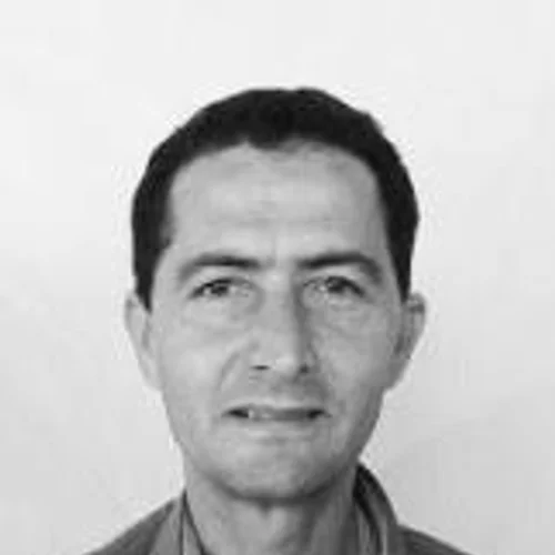 VALDIR CABELEIREIRO