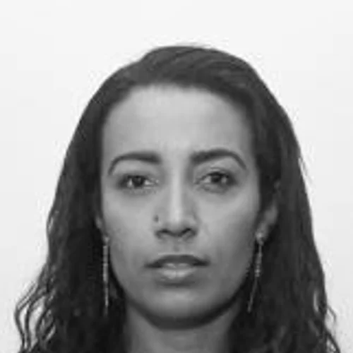 DÉBORA DE GAUGAÚ