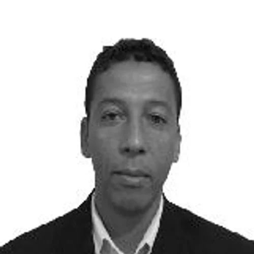 LUCIANO MOREIRA