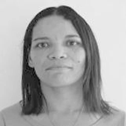 VERONICA TOSTES