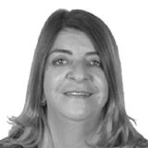 LUCIA MAIA