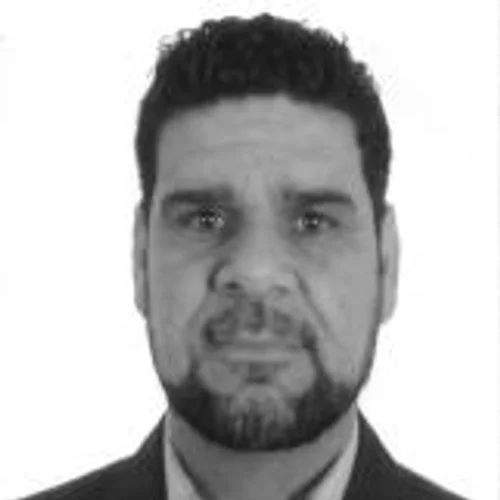 LUIS MACHADO