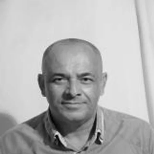 Hilton Corretor