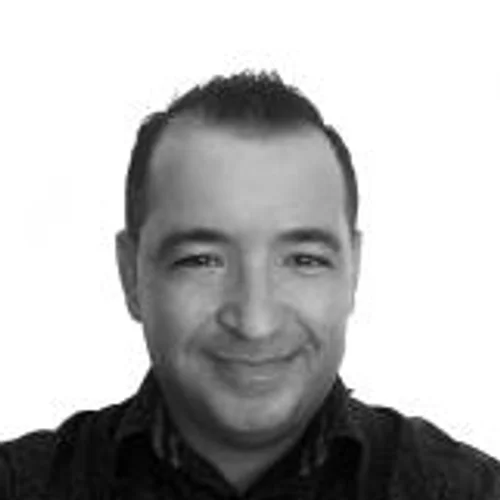 LU BRANDÃO