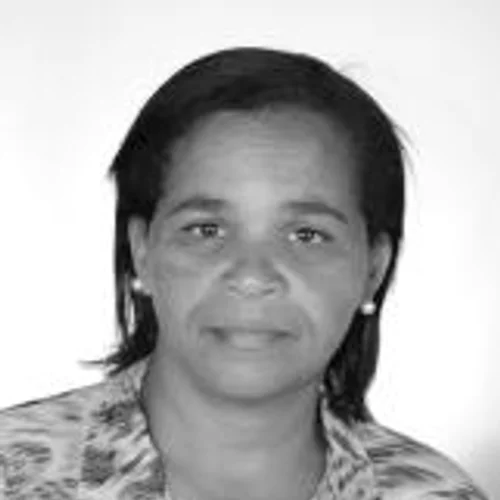 NILSA SOARES