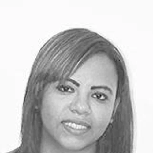 LARISSA RODRIGUES