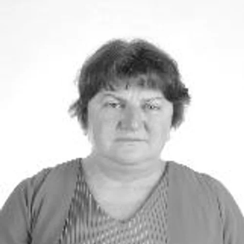 BEATRIZ KNIESS