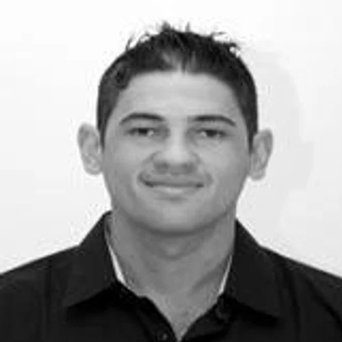 Adriano Souza