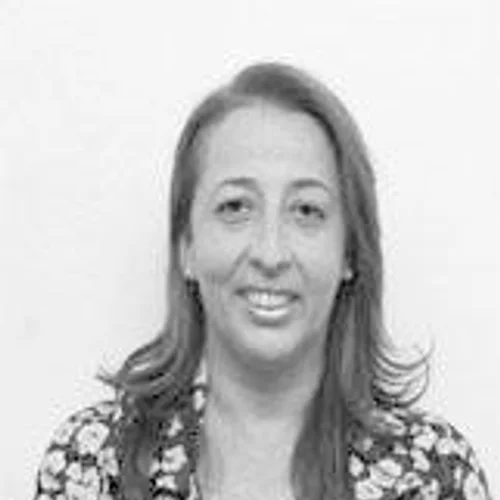 PROFESSORA EVELINE