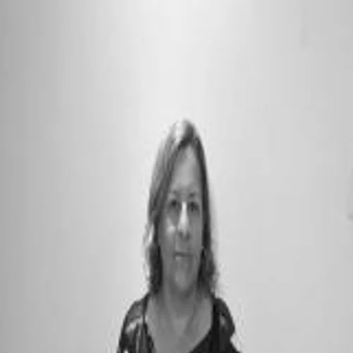 Lucia Professora
