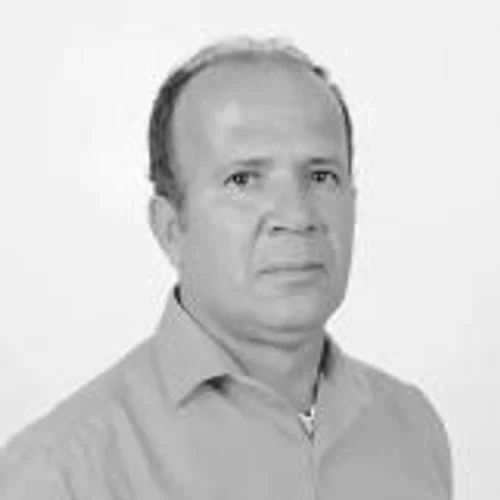CARLOS ESTEVES