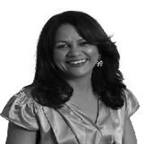 Dra. Suely Holanda