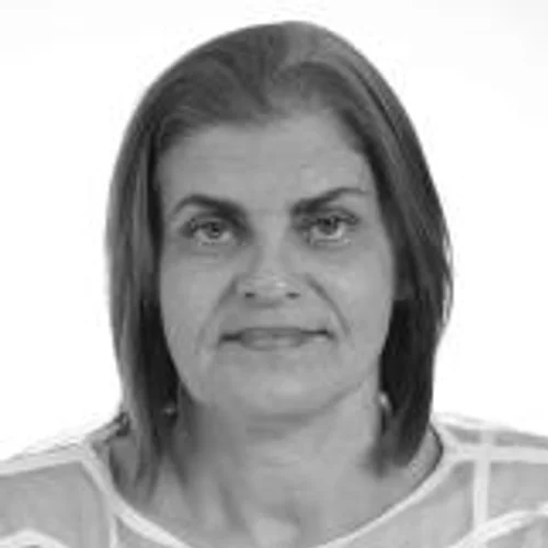 MARIA DAS DORES
