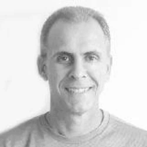 PROF. EDUCAÇÃO FÍSICA ADRIANO