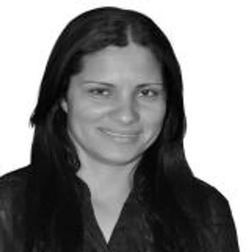 SUZI IRMÃ DO TITAC