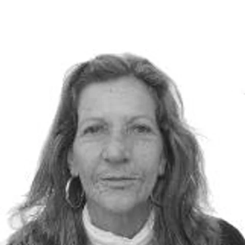 JULIA DATOLA