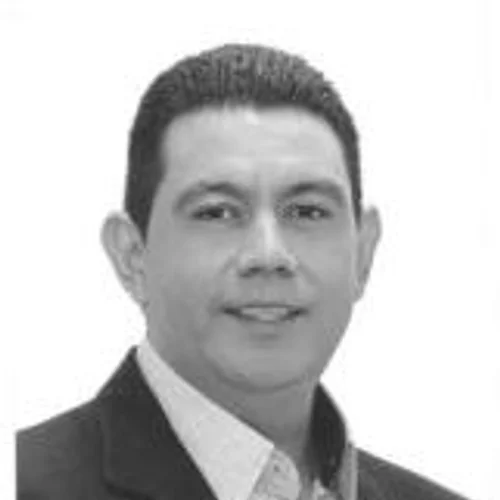 PASTOR CLAUDIO