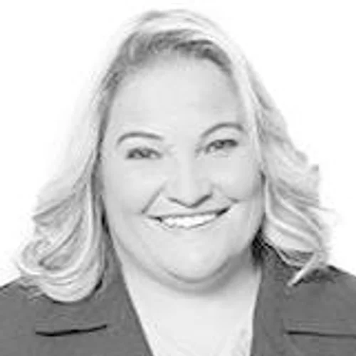 Elaine Macedo