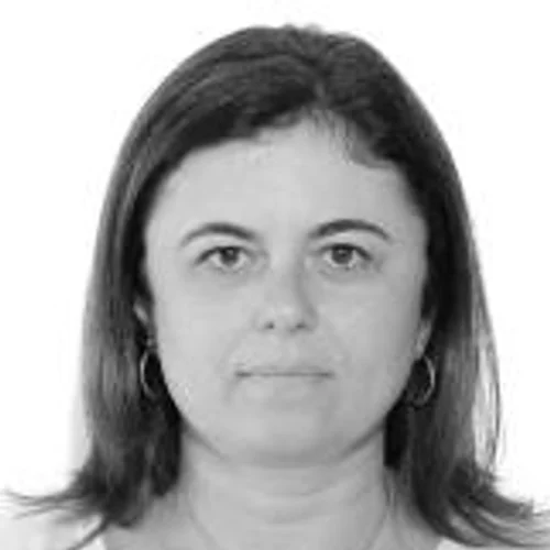 Andrea Martins