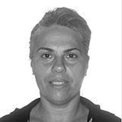 VALÉRIA LAPA