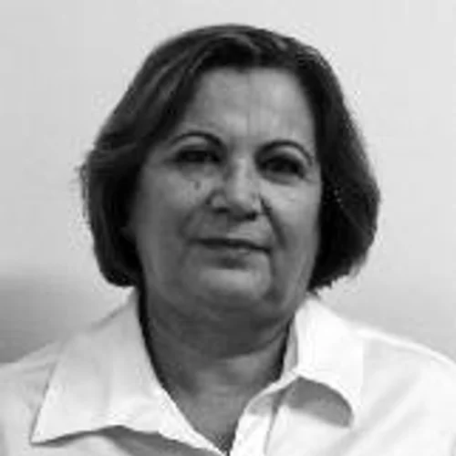 Prof. Tereza Nunes