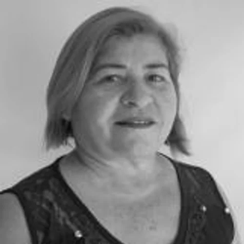 ROSE PINHEIRO