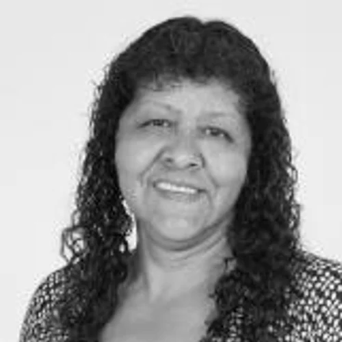 MARTA HELENA