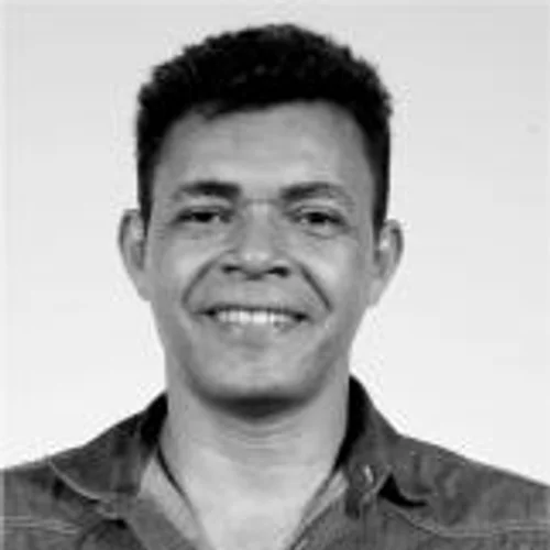 LUCIANO MORENO