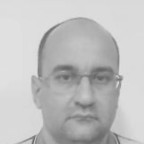 Professor Adolfo