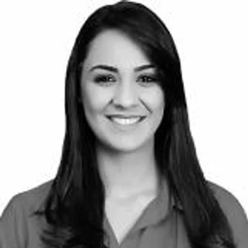 MÁRCIA ROBERTA