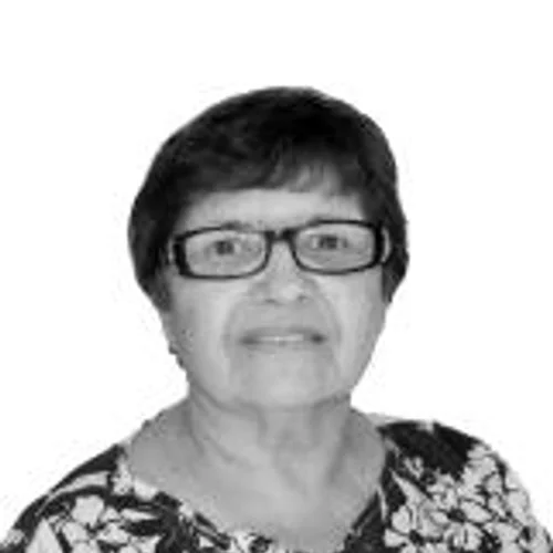 Isabel Diretora