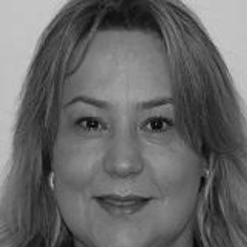 PROFESSORA ADRIANA ZANATTA