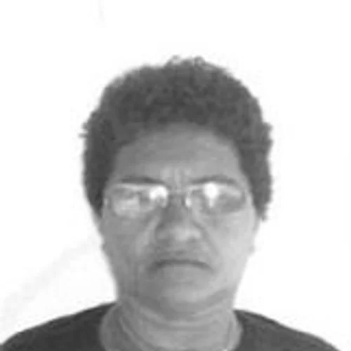 LUCIA NEVES